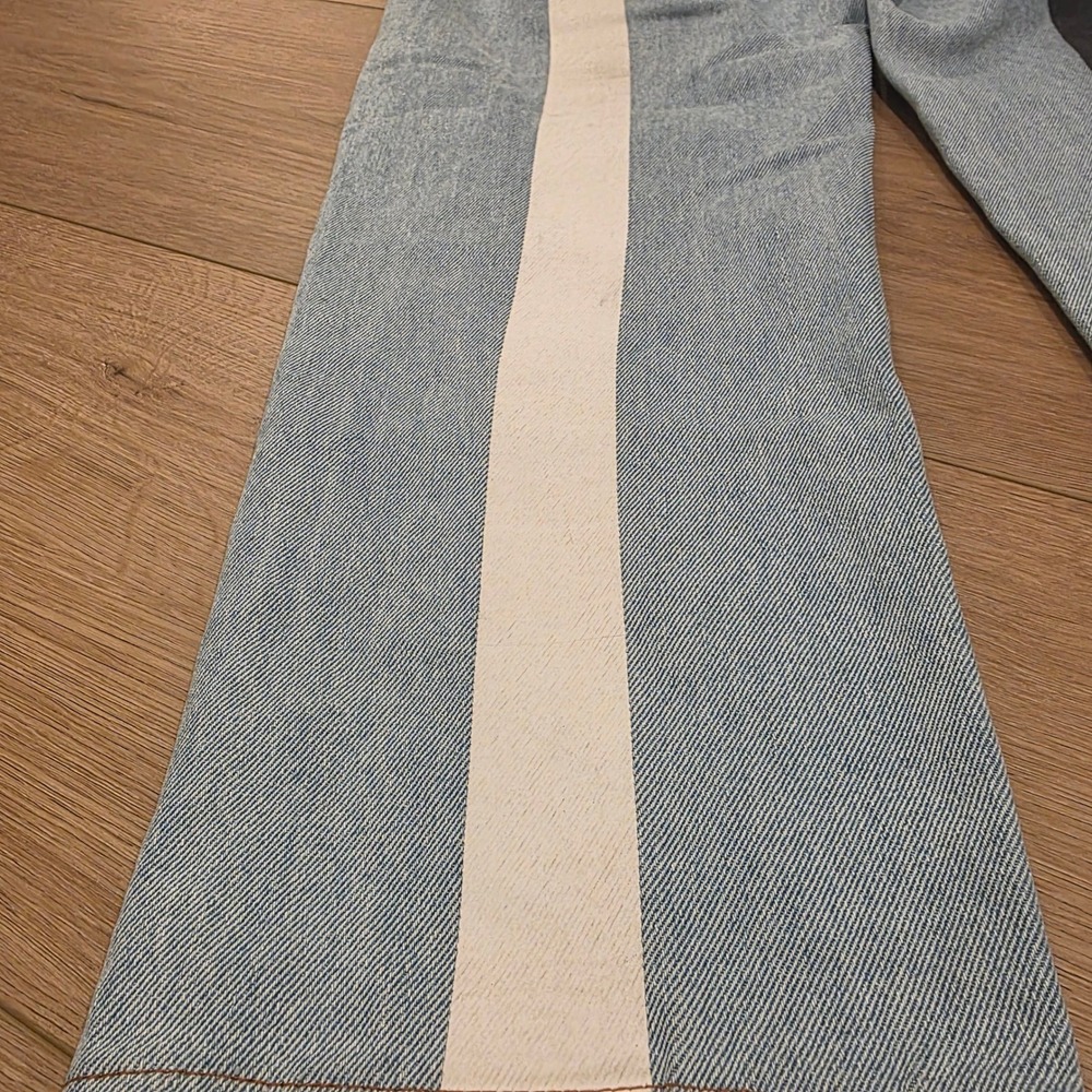 Still Here Tate High Rise Straight Leg Jeans Light Wash Stripe Size 27 (26x26) - Picture 11 of 14